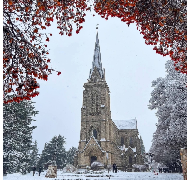 Habitación en Casa Familiar. Buena Ubicación B&B